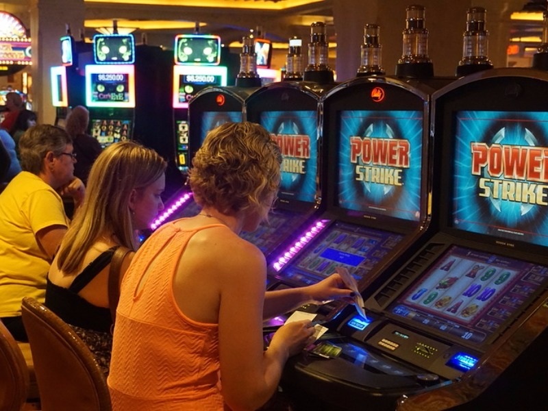 Casino Cabinets – Acquiring The Very Best